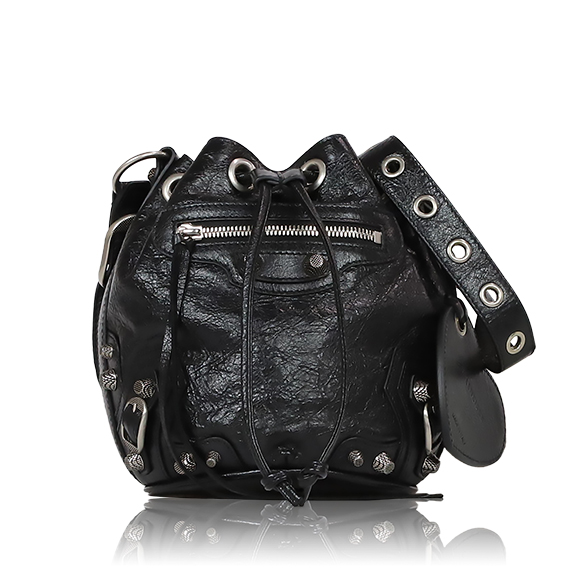 BALENCIAGA ルカゴールバケットXS 14&nbsp;x20&nbsp;x14cm(幅&nbsp;x 高さ&nbsp;x マチ)