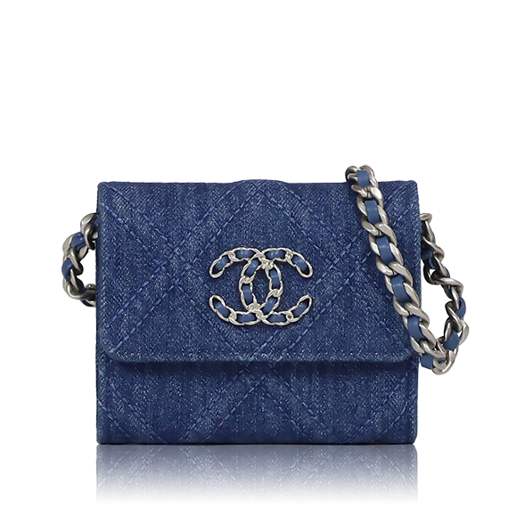 CHANEL チェーンショルダーバッグ 11&nbsp;x8&nbsp;x1cm(幅&nbsp;x 高さ&nbsp;x マチ)