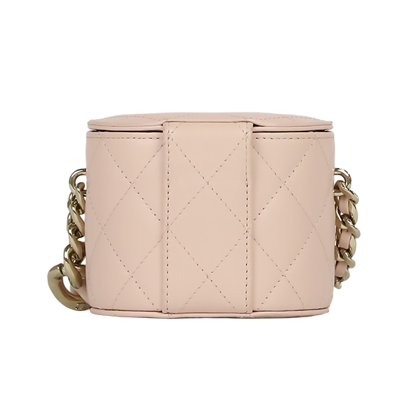 チェーンショルダーバッグ