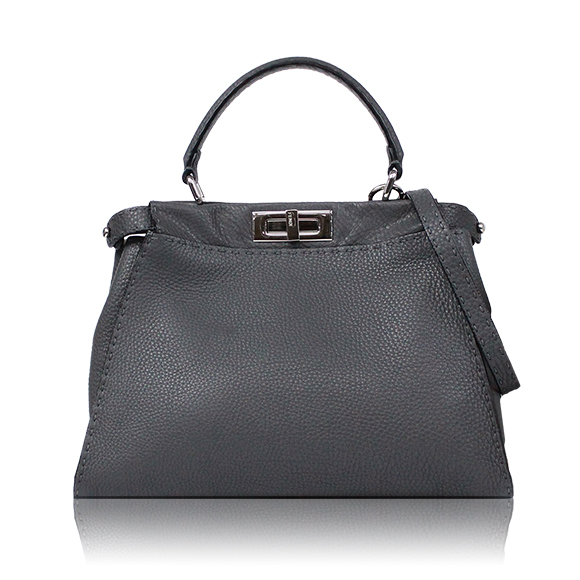 FENDI ピーカブー 